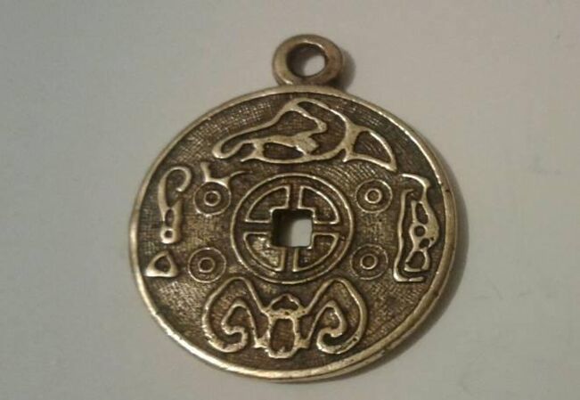 Amuleta imperială pentru noroc și bogăție