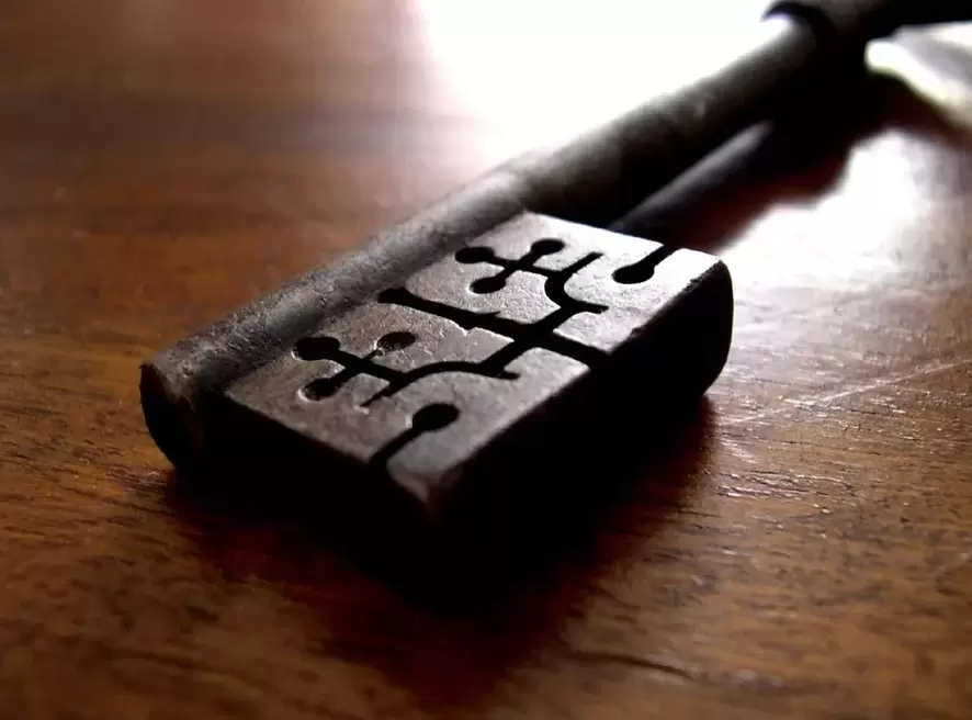 noroc amulet - cheie