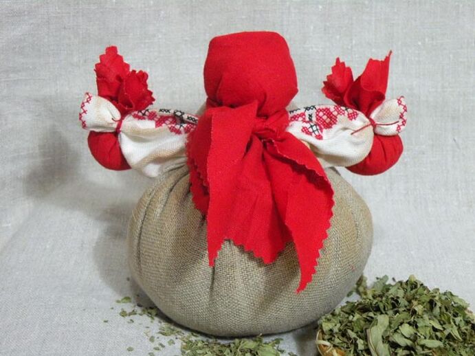 păstăi de ou de casă ca un talisman de noroc